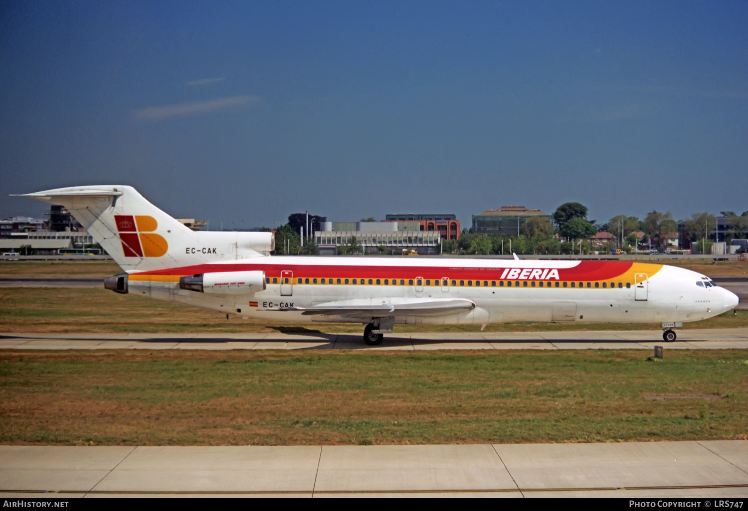 Aircraft Photo of EC-CAK | Boeing 727-256/Adv | Iberia | AirHistory.net #337736