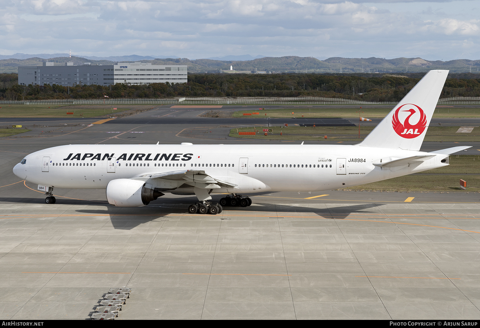 Aircraft Photo of JA8984 | Boeing 777-246 | Japan Airlines - JAL | AirHistory.net #337754