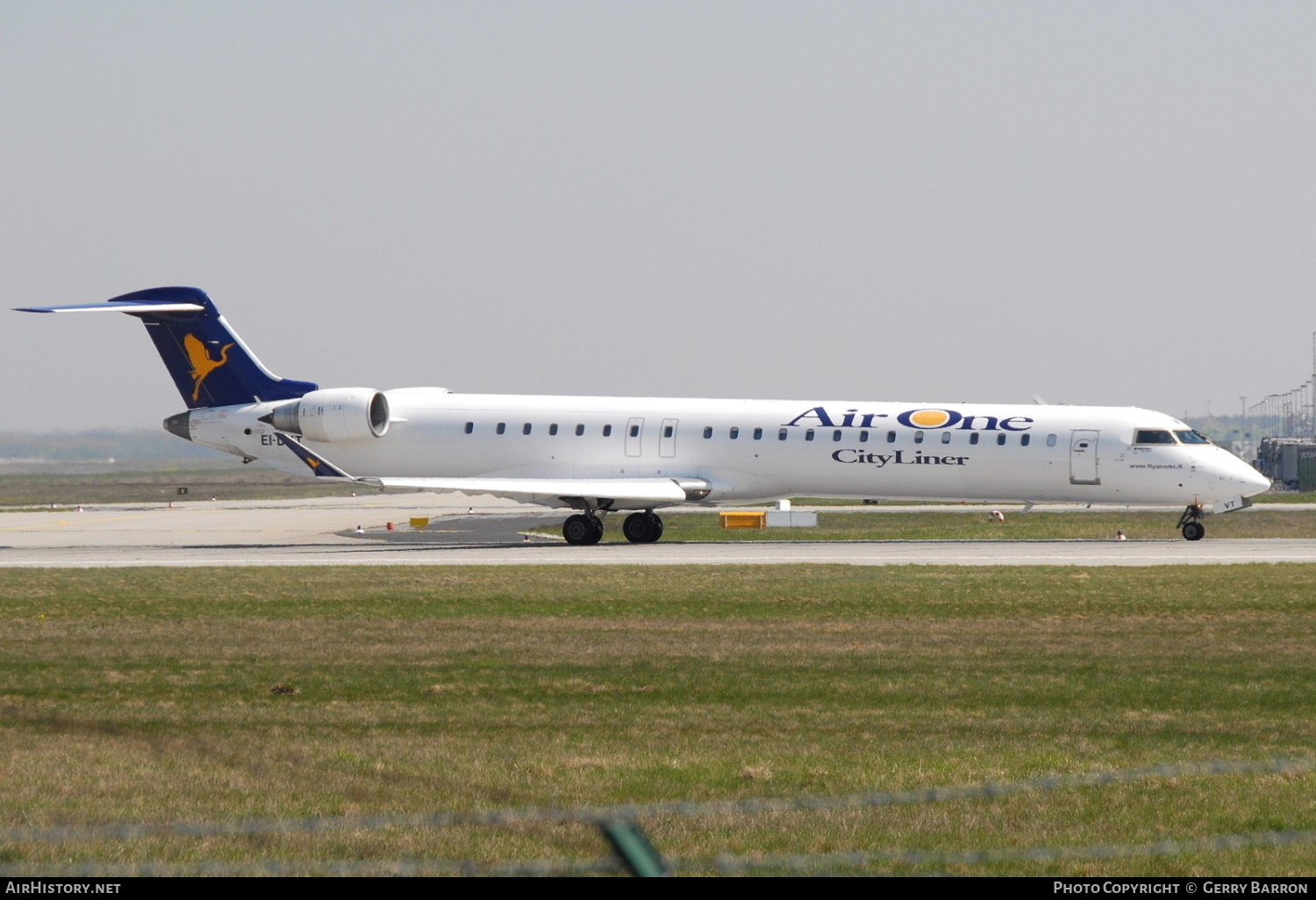 Aircraft Photo of EI-DVT | Bombardier CRJ-900 (CL-600-2D24) | Air One CityLiner | AirHistory.net #337765