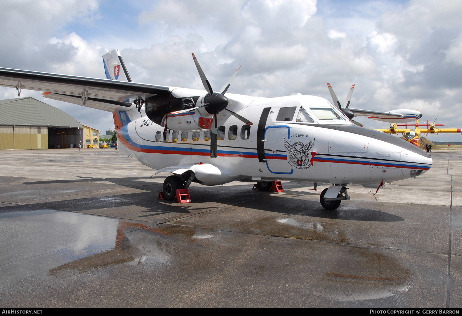 Aircraft Photo of 2421 | Let L-410UVP-E9 Turbolet | Slovakia - Air Force | AirHistory.net #337797