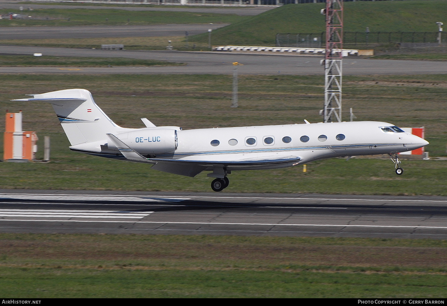 Aircraft Photo of OE-LUC | Gulfstream Aerospace G650 (G-VI) | AirHistory.net #337828