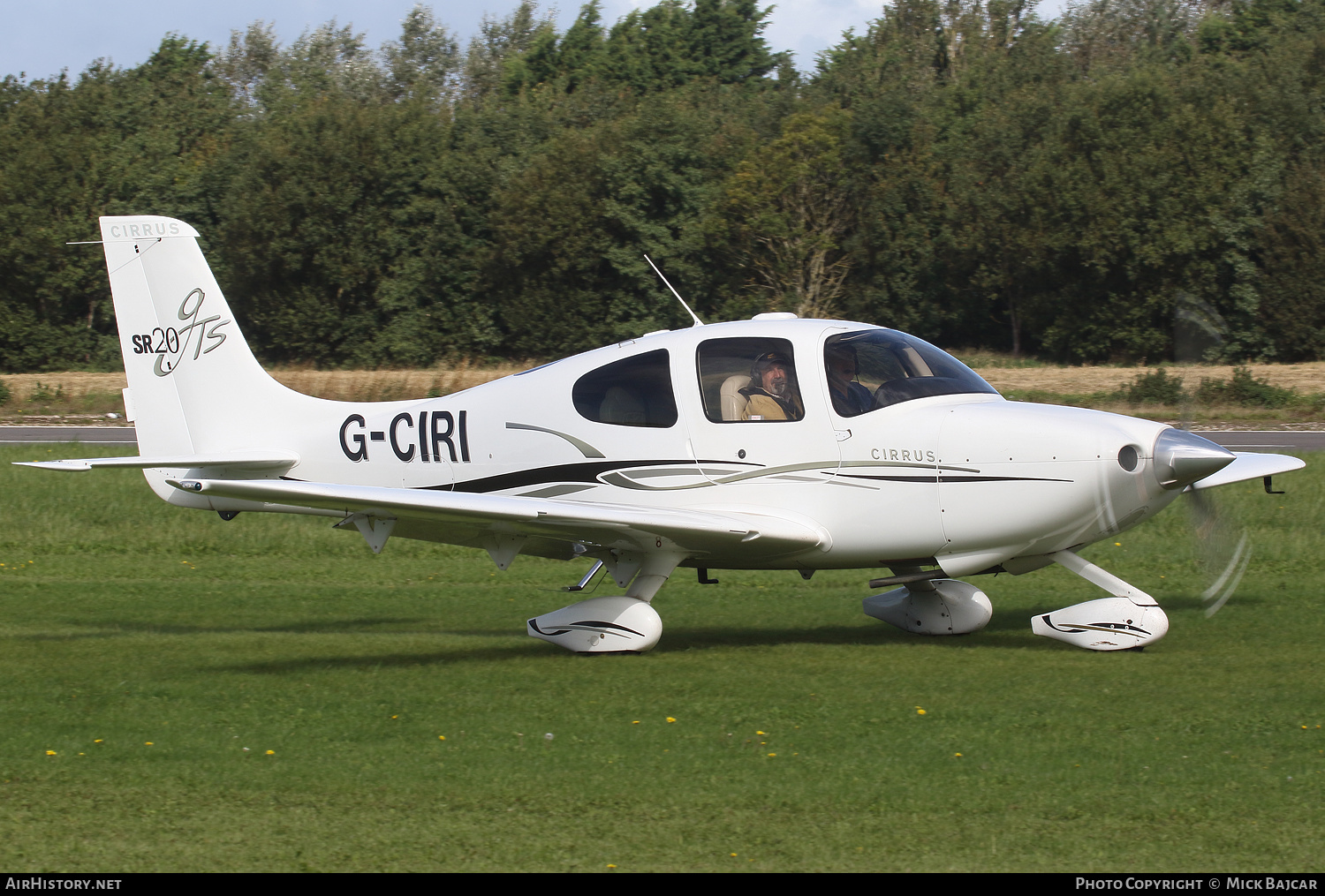 Aircraft Photo of G-CIRI | Cirrus SR-20 G2-GTS | AirHistory.net #337898