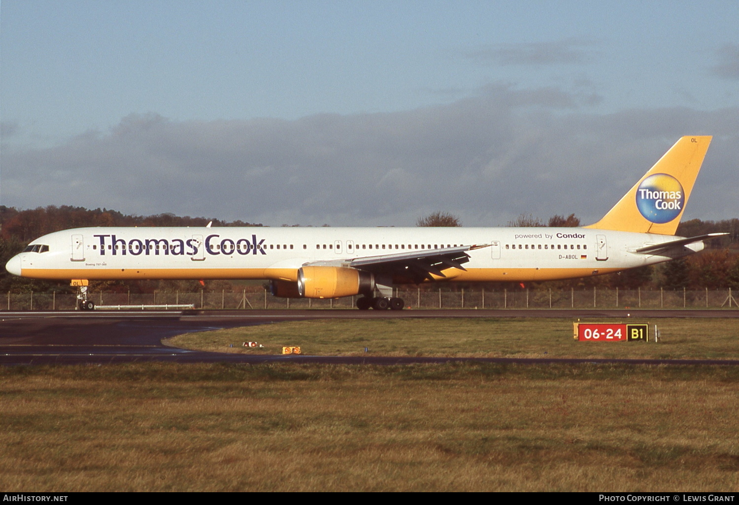 Aircraft Photo of D-ABOL | Boeing 757-330 | Thomas Cook Airlines | AirHistory.net #337912