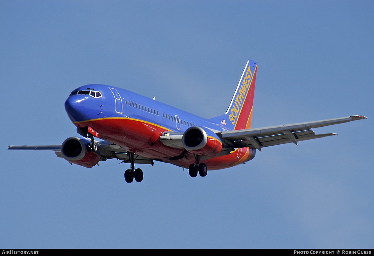 Aircraft Photo of N327SW | Boeing 737-3H4 | Southwest Airlines | AirHistory.net #337932
