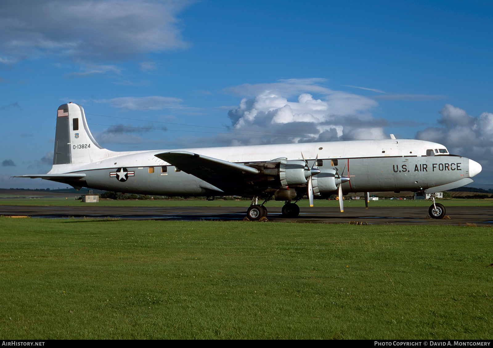 Aircraft Photo of 51-3824 / 0-13824 | Douglas C-118A Liftmaster (DC-6A) | USA - Air Force | AirHistory.net #338088