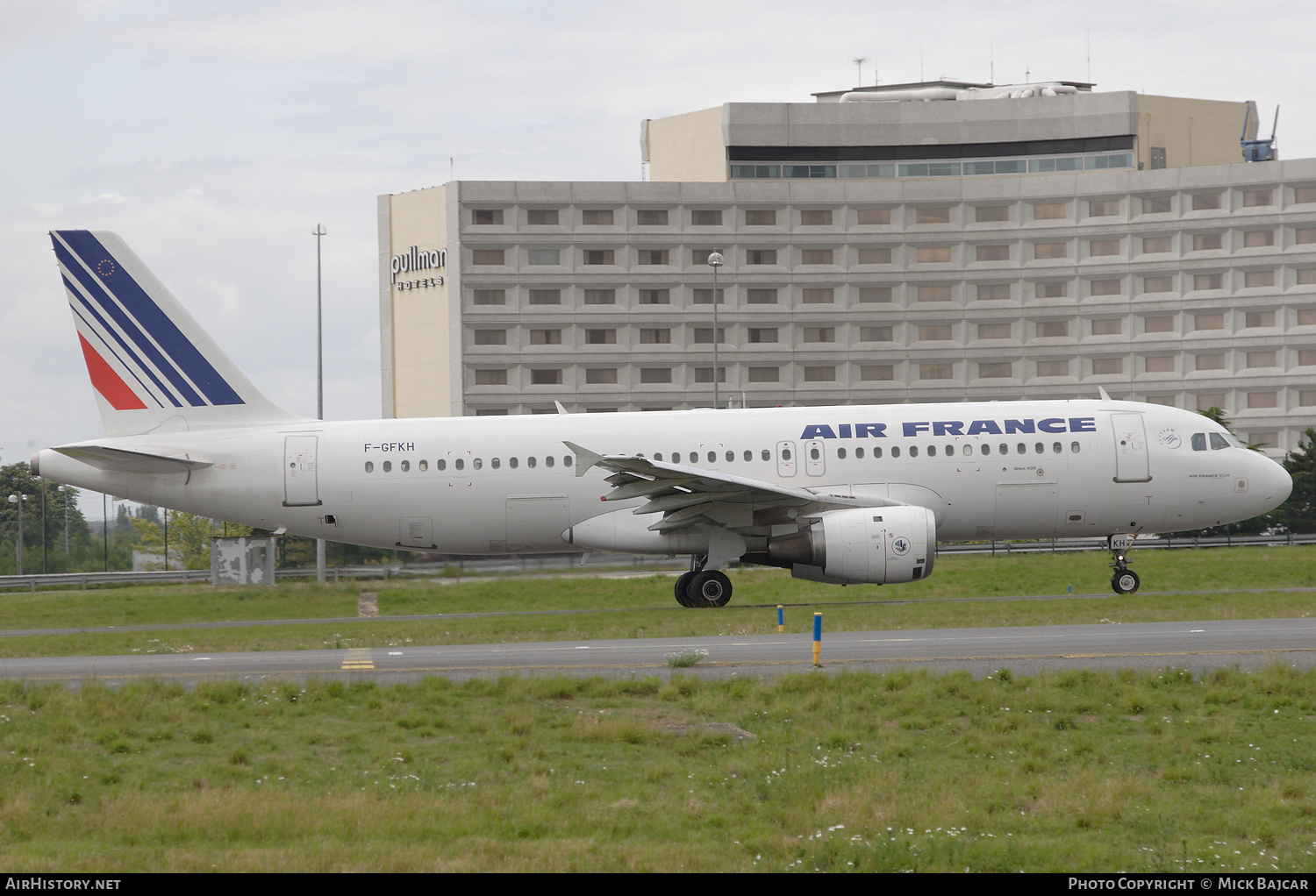 Aircraft Photo of F-GFKH | Airbus A320-211 | Air France | AirHistory.net #338089