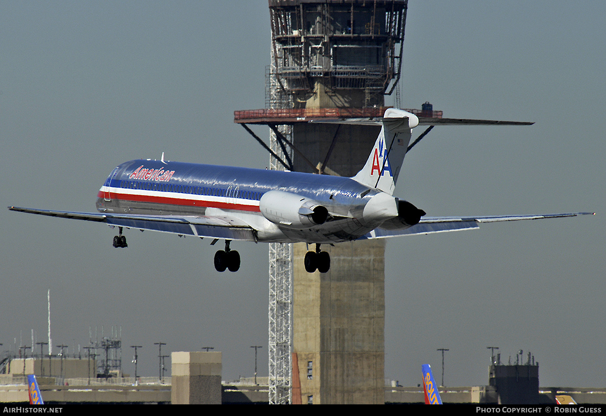 Aircraft Photo of N552AA | McDonnell Douglas MD-82 (DC-9-82) | American Airlines | AirHistory.net #338111