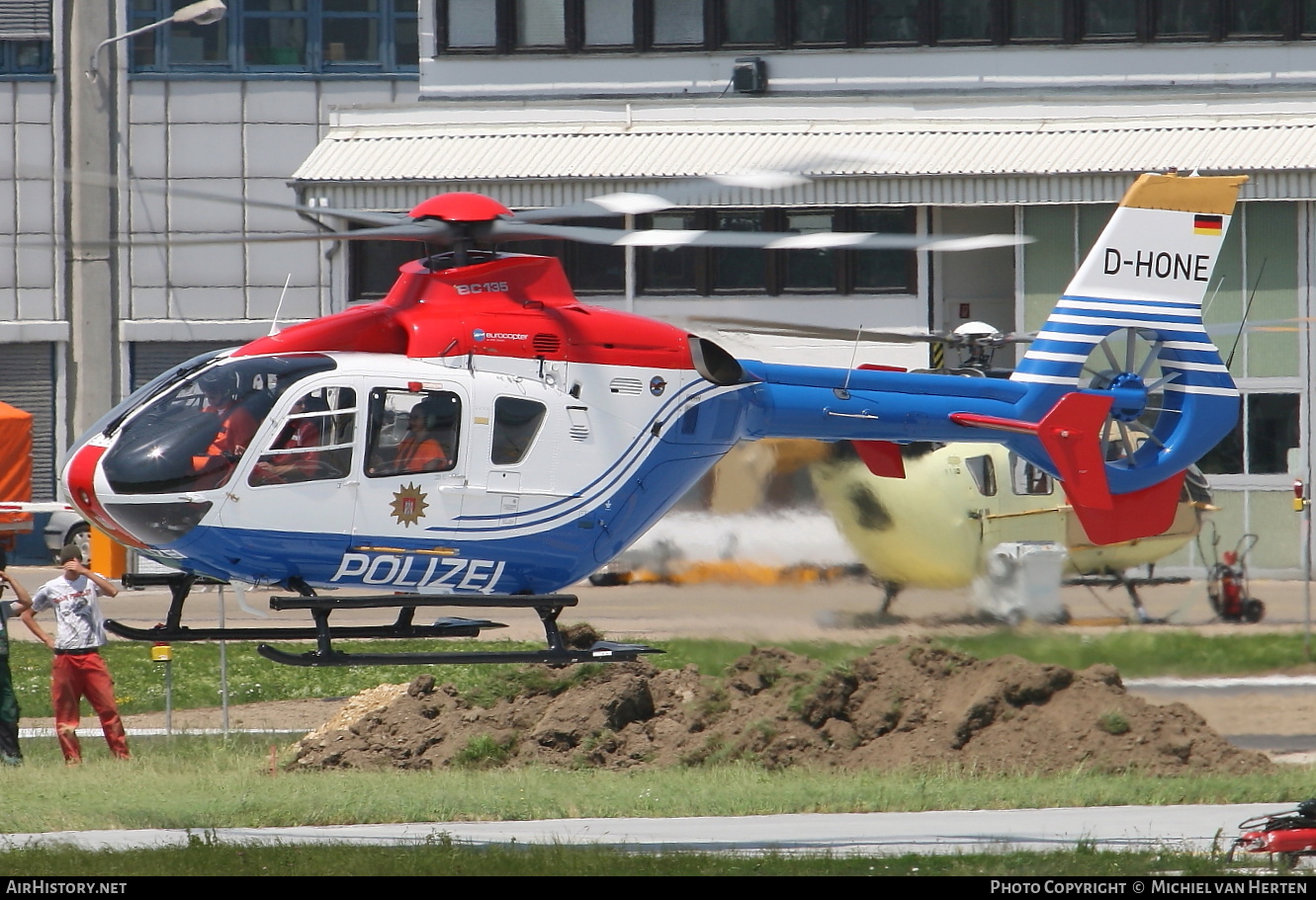 Aircraft Photo of D-HONE | Eurocopter EC-135P-2 | Polizei Hamburg | AirHistory.net #338118