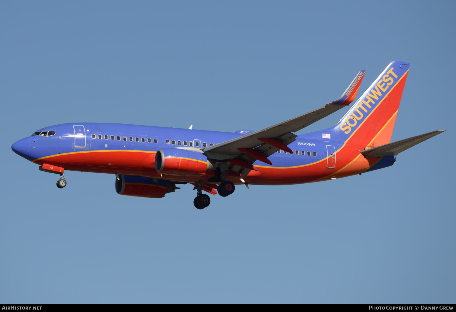 Aircraft Photo of N410WN | Boeing 737-7H4 | Southwest Airlines | AirHistory.net #338125