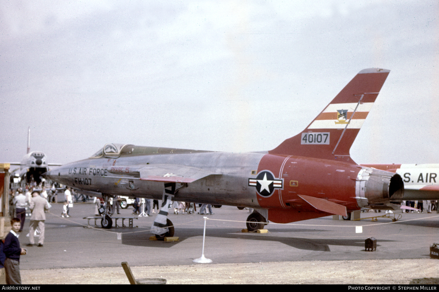 Aircraft Photo of 54-107 / 40107 | Republic F-105B Thunderchief | USA - Air Force | AirHistory.net #338159
