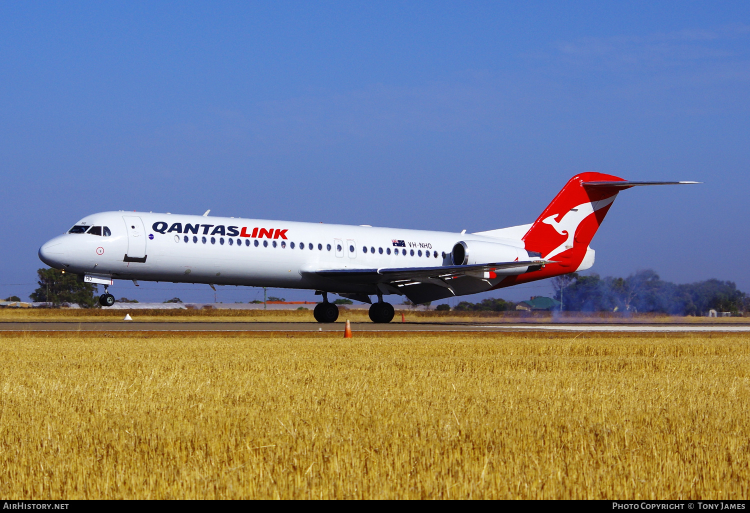 Aircraft Photo of VH-NHO | Fokker 100 (F28-0100) | QantasLink | AirHistory.net #338167