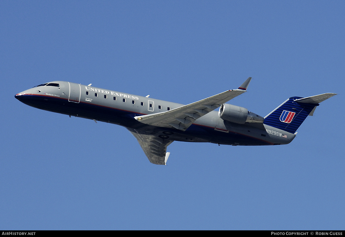Aircraft Photo of N929SW | Bombardier CRJ-200LR (CL-600-2B19) | United Express | AirHistory.net #338171