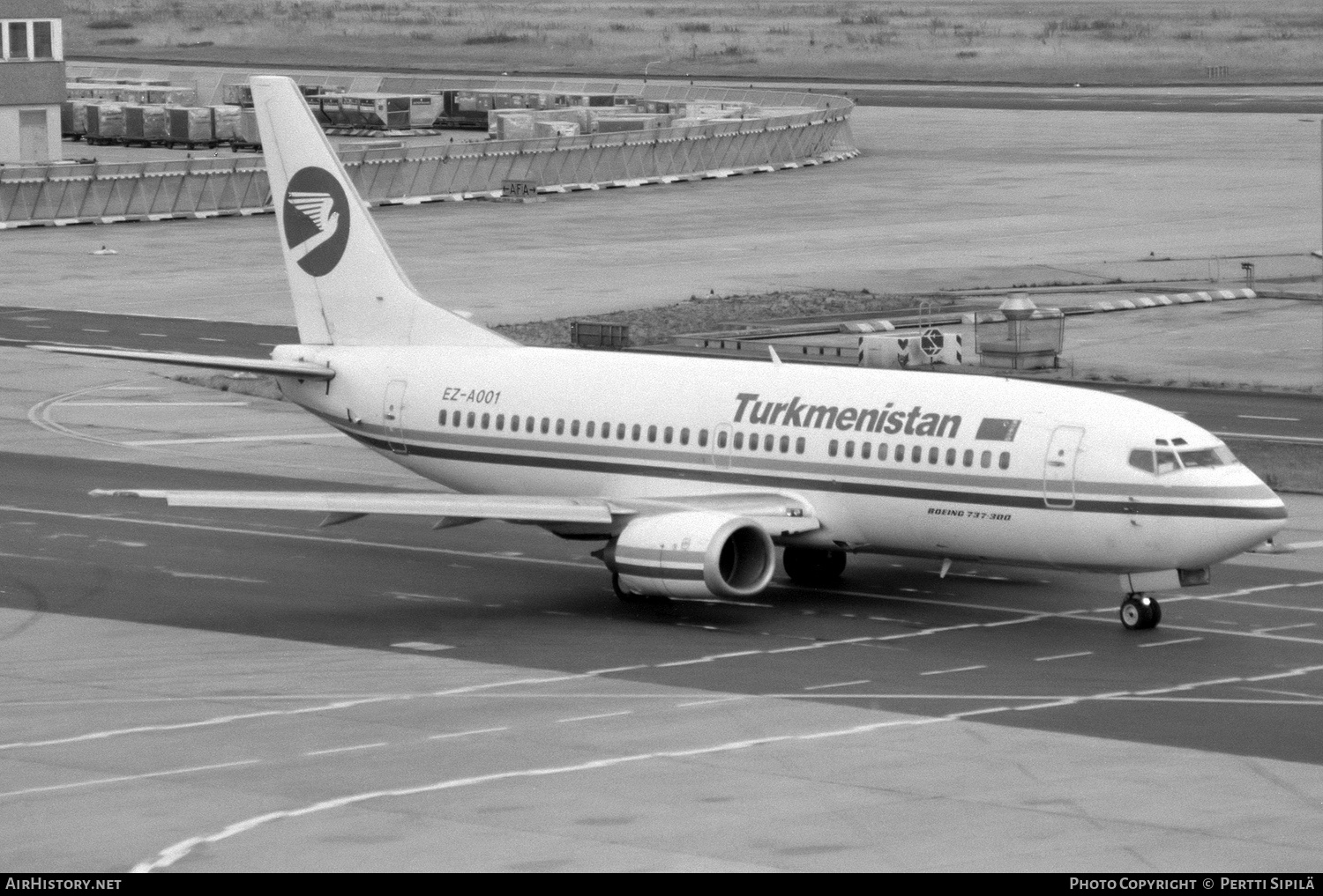 Aircraft Photo of EZ-A001 | Boeing 737-341 | Turkmenistan Airlines | AirHistory.net #338200