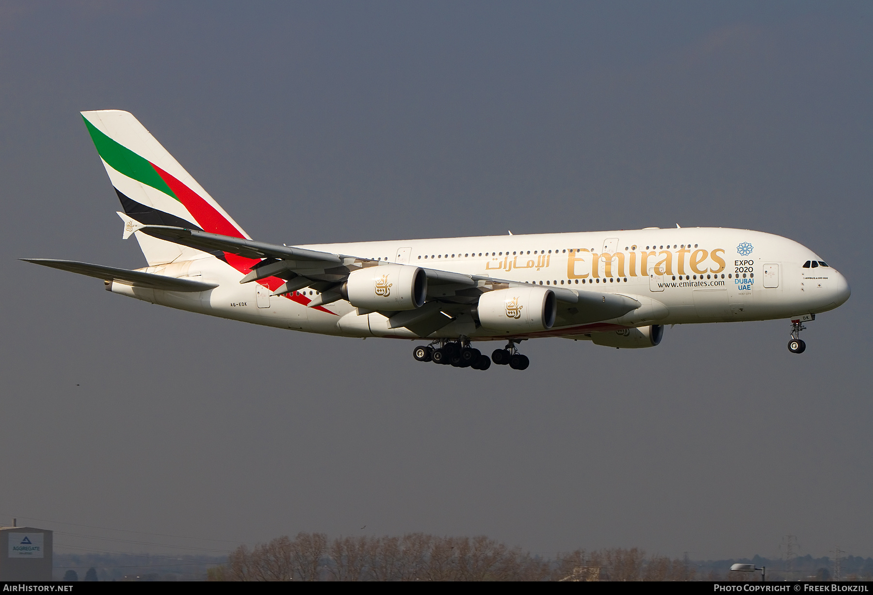 Aircraft Photo of A6-EDK | Airbus A380-861 | Emirates | AirHistory.net #338209