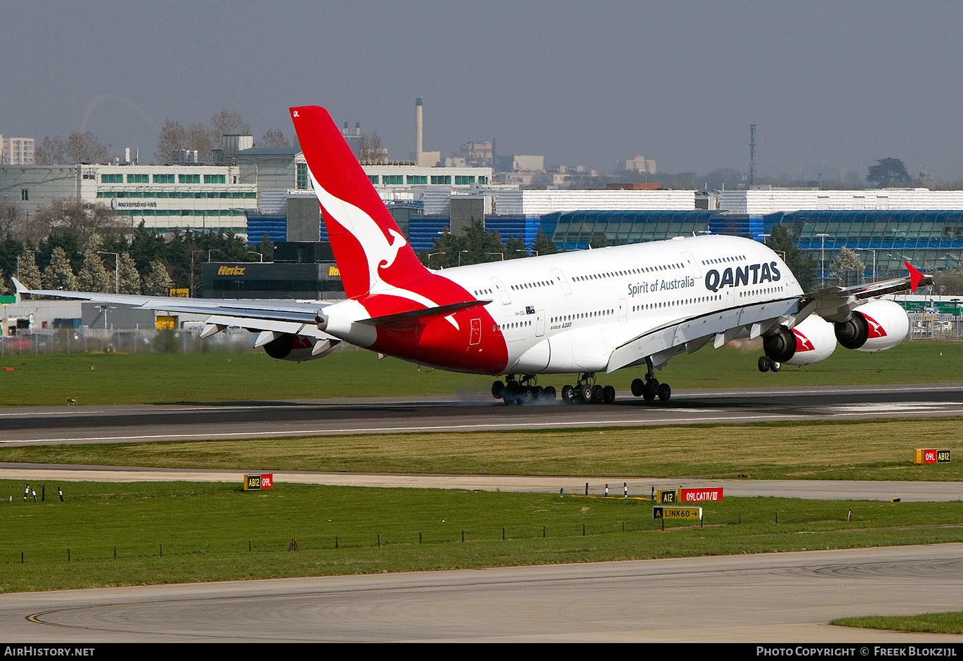 Aircraft Photo of VH-OQL | Airbus A380-842 | Qantas | AirHistory.net #338268