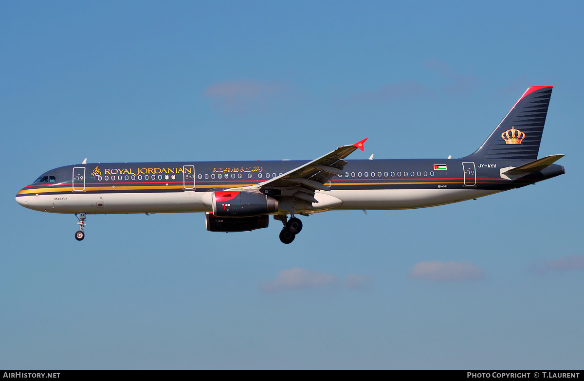 Aircraft Photo of JY-AYV | Airbus A321-231 | Royal Jordanian Airlines | AirHistory.net #338273