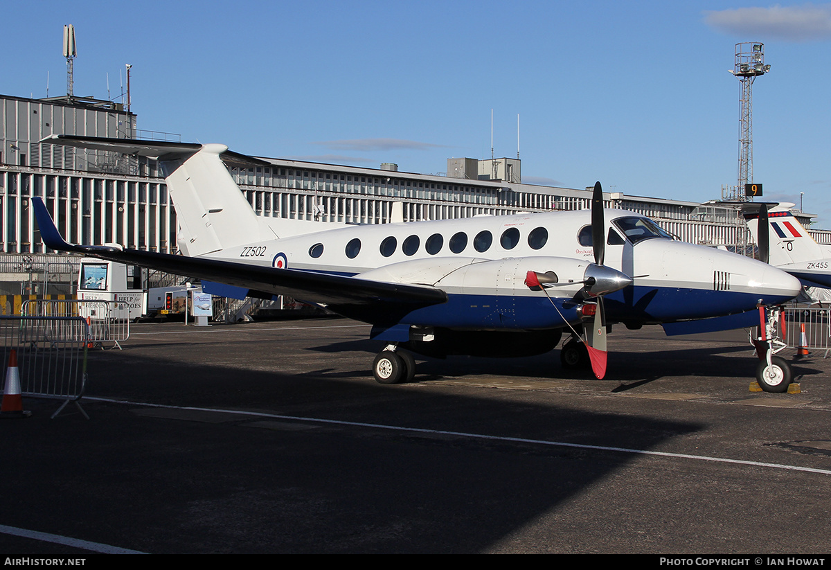 Aircraft Photo of ZZ502 | Hawker Beechcraft 350CER Avenger T1 (300C) | UK - Navy | AirHistory.net #338312