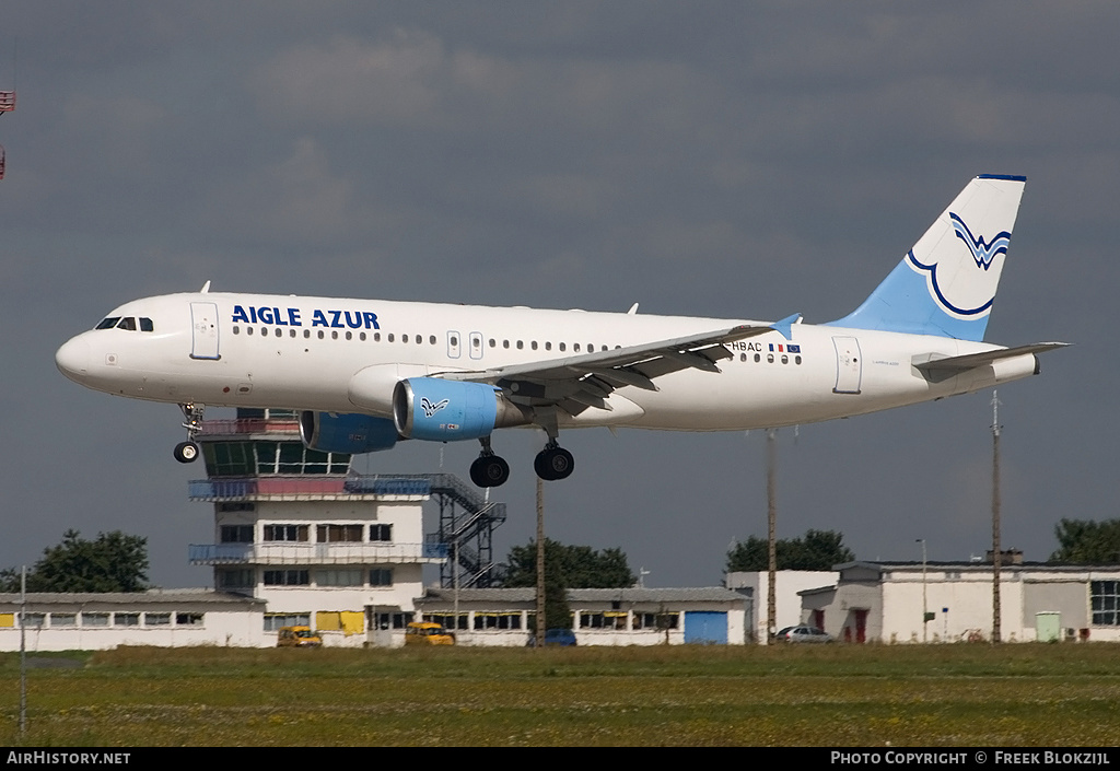 Aircraft Photo of F-HBAC | Airbus A320-214 | Aigle Azur | AirHistory.net #338331