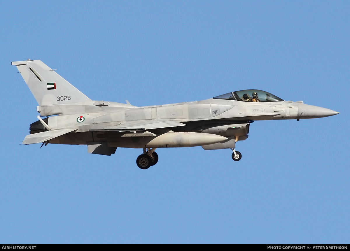 Aircraft Photo of 3028 | Lockheed Martin F-16E Fighting Falcon | United Arab Emirates - Air Force | AirHistory.net #338370