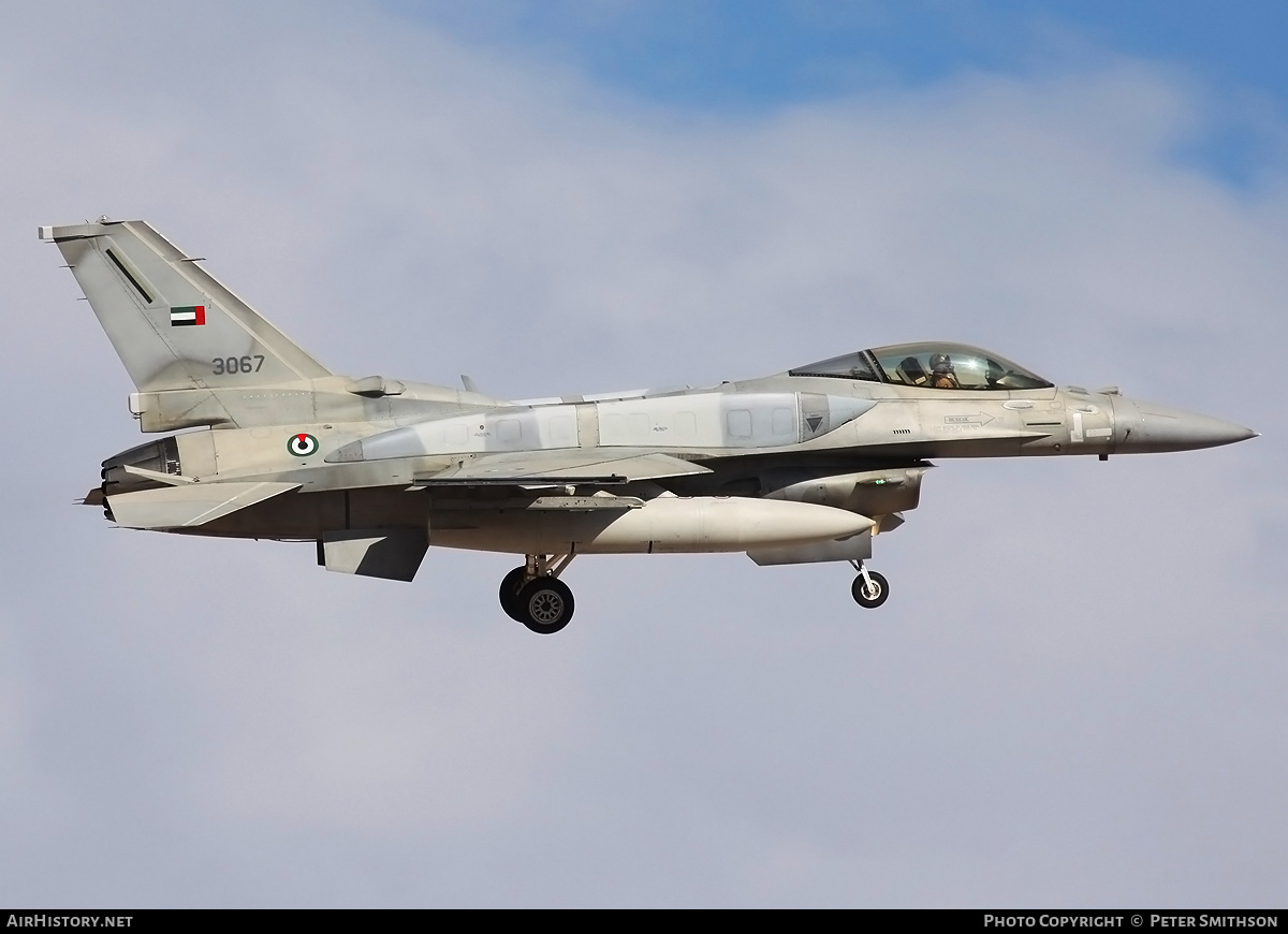 Aircraft Photo of 3067 | Lockheed Martin F-16E Fighting Falcon | United Arab Emirates - Air Force | AirHistory.net #338383