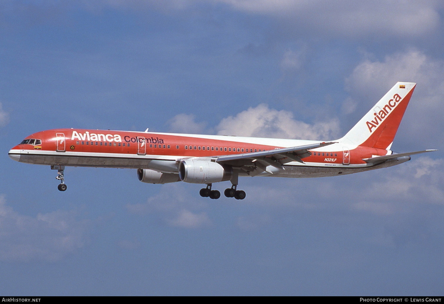 Aircraft Photo of N321LF | Boeing 757-28A | Avianca | AirHistory.net #338405