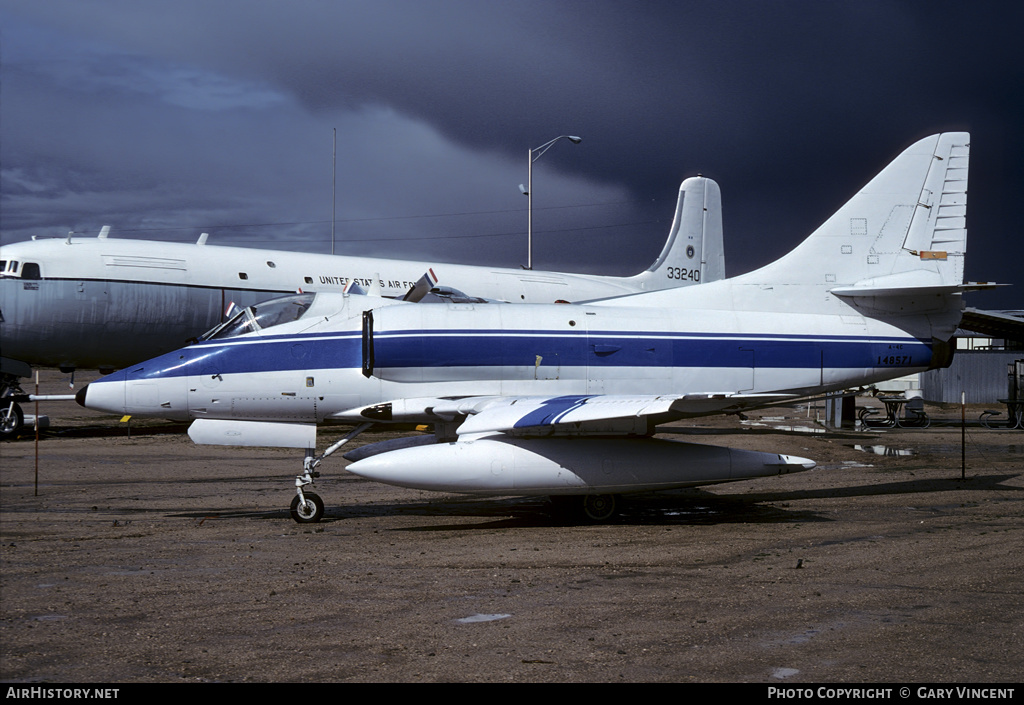 Aircraft Photo of 148571 | Douglas A-4C Skyhawk (A4D-2N) | USA - Navy | AirHistory.net #338427