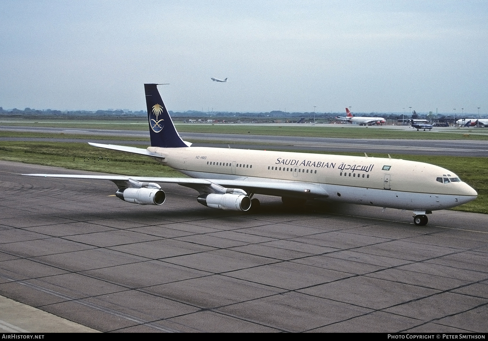 Aircraft Photo of HZ-HM3 | Boeing 707-368C | Saudi Arabian Royal Flight | AirHistory.net #338434