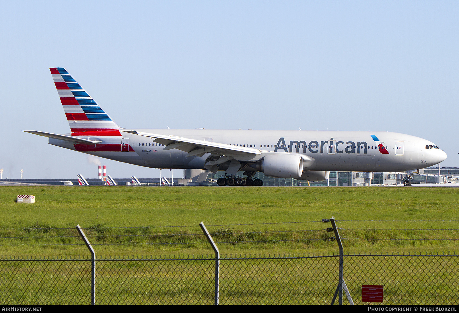 Aircraft Photo of N780AN | Boeing 777-223/ER | American Airlines | AirHistory.net #338463