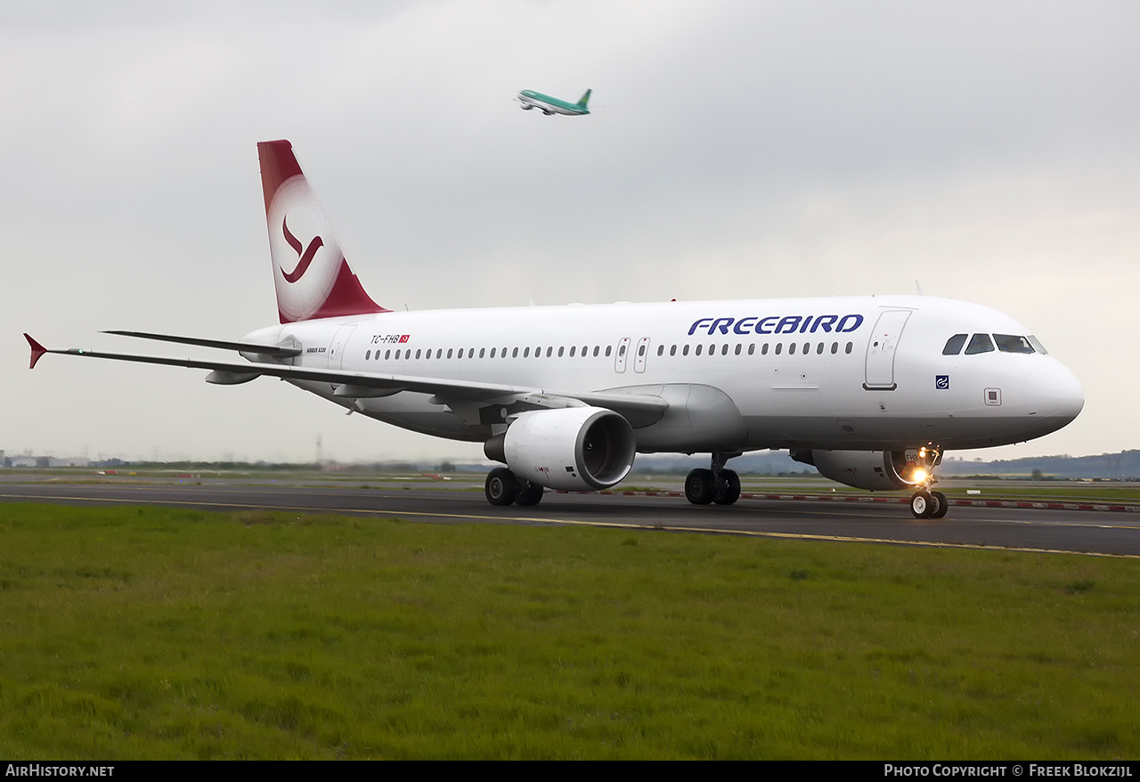 Aircraft Photo of TC-FHB | Airbus A320-214 | Freebird Airlines | AirHistory.net #338472