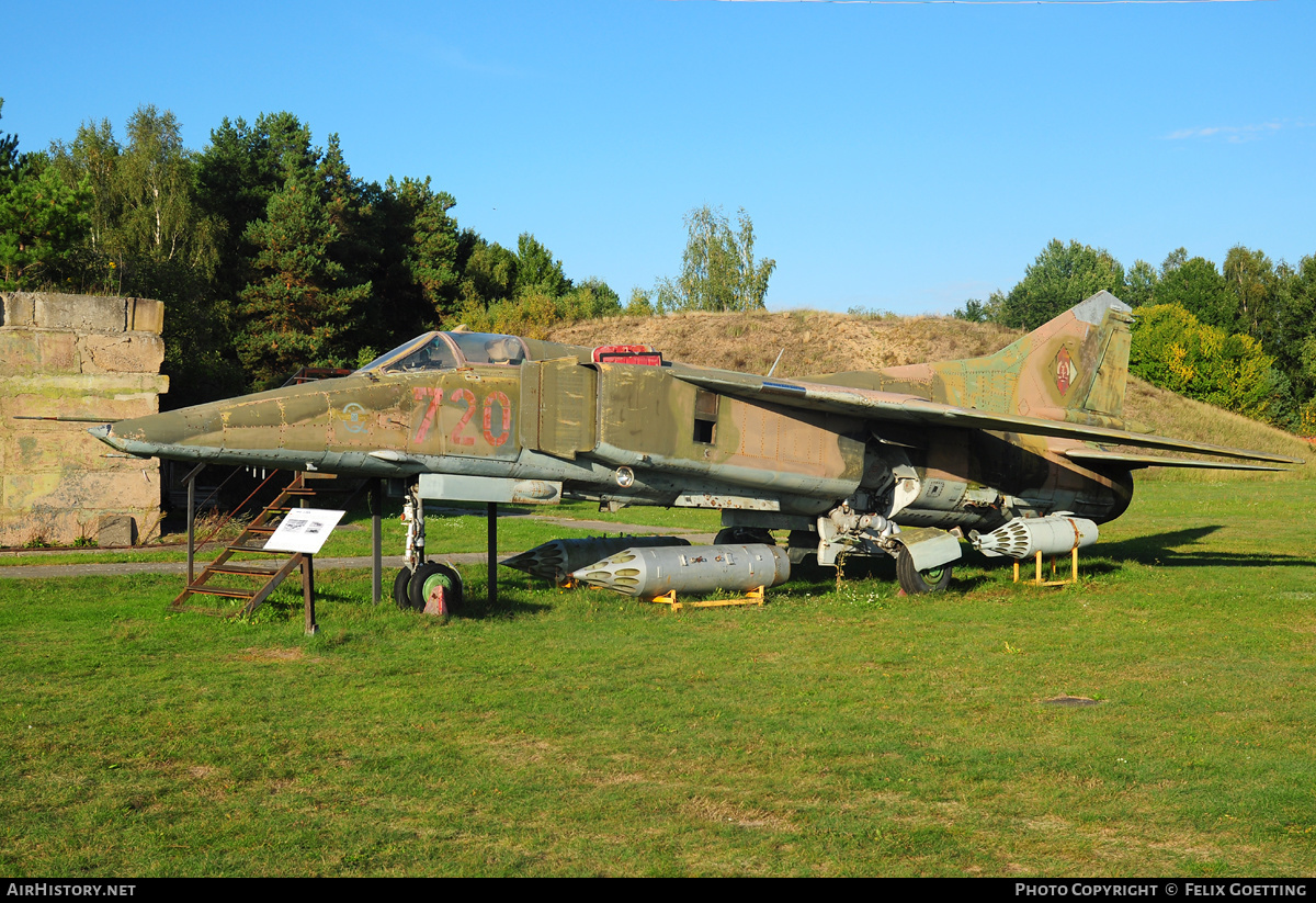 Aircraft Photo of 720 | Mikoyan-Gurevich MiG-23BN | East Germany - Air Force | AirHistory.net #338516