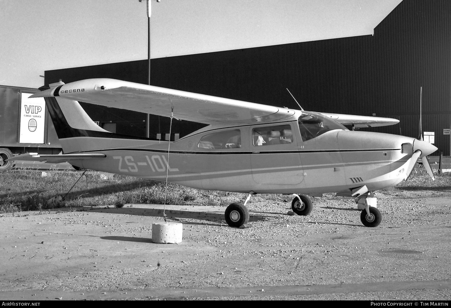 Aircraft Photo of ZS-IOL | Cessna 210L Centurion | AirHistory.net #338549