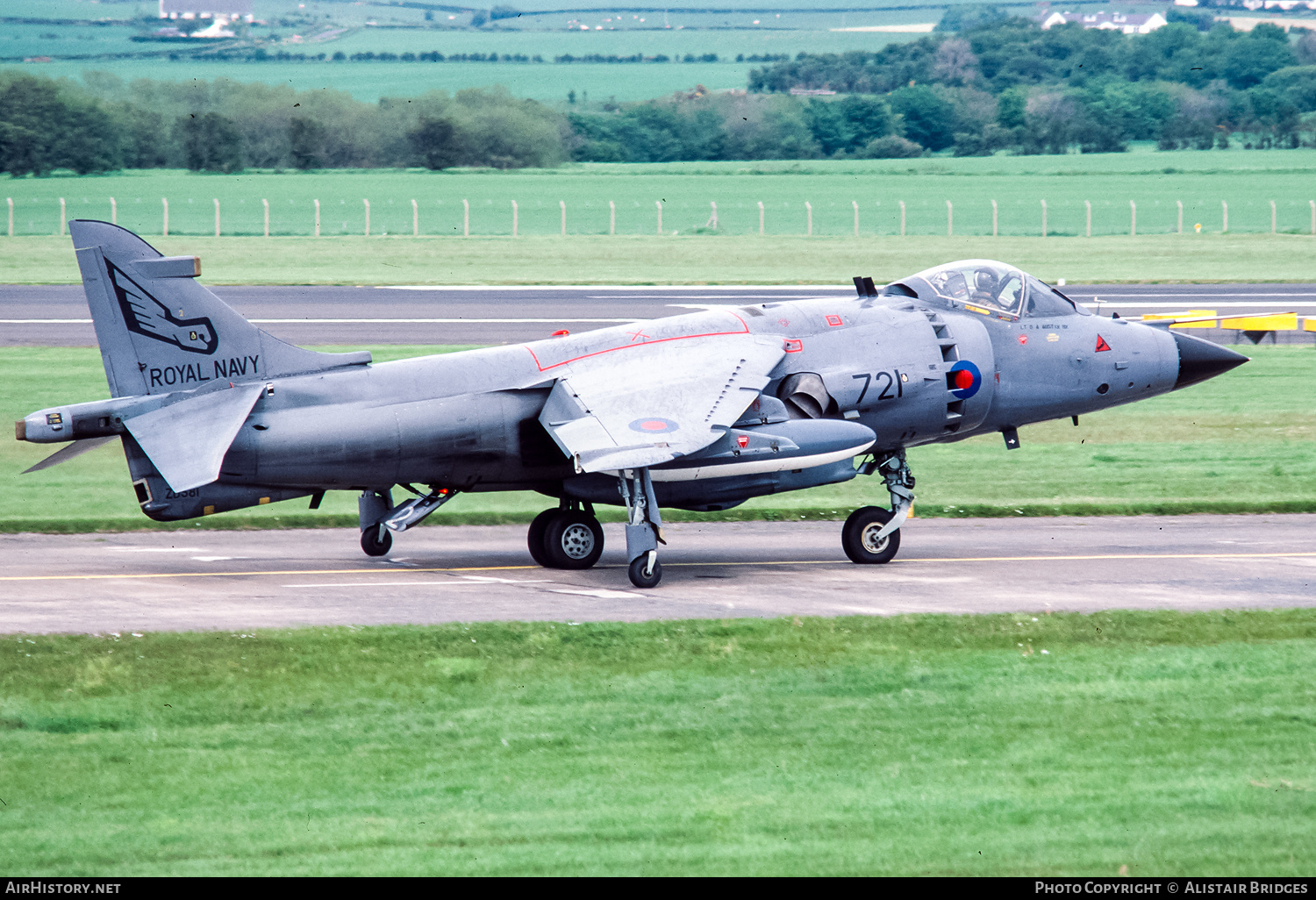 Aircraft Photo of ZD581 | British Aerospace Sea Harrier FRS1 | UK - Navy | AirHistory.net #338550