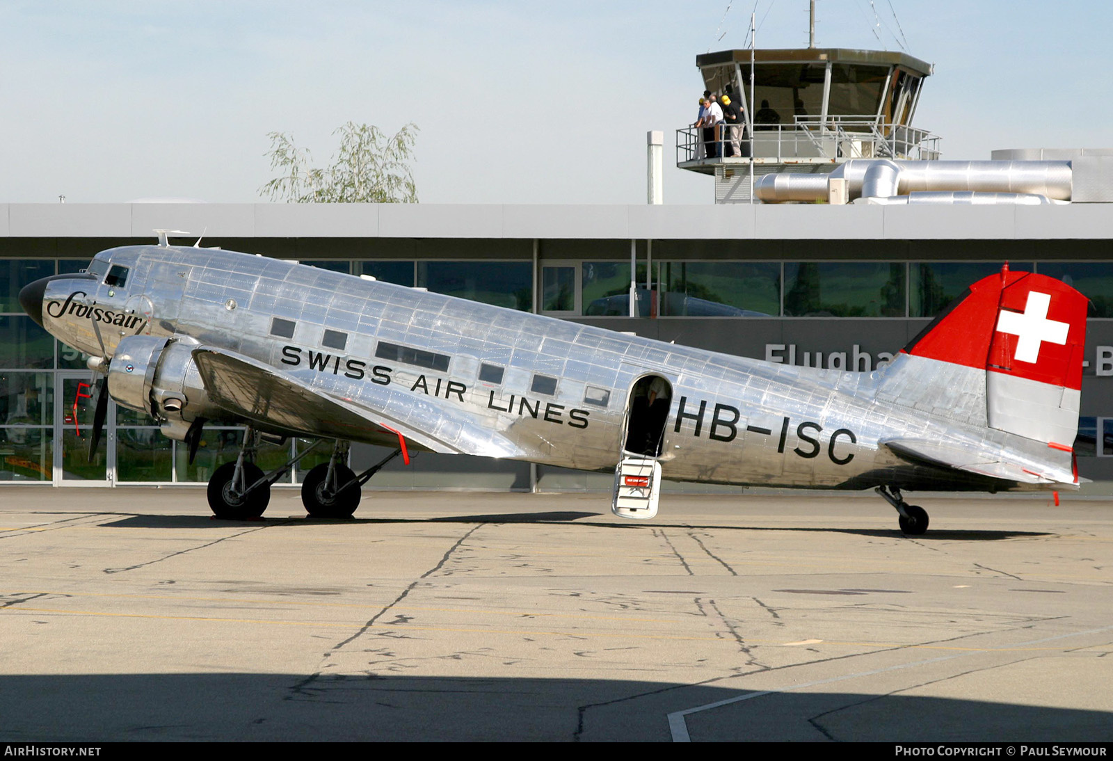 Aircraft Photo of HB-ISC | Douglas DC-3(C) | Swissair - Swiss Air Lines | AirHistory.net #338561