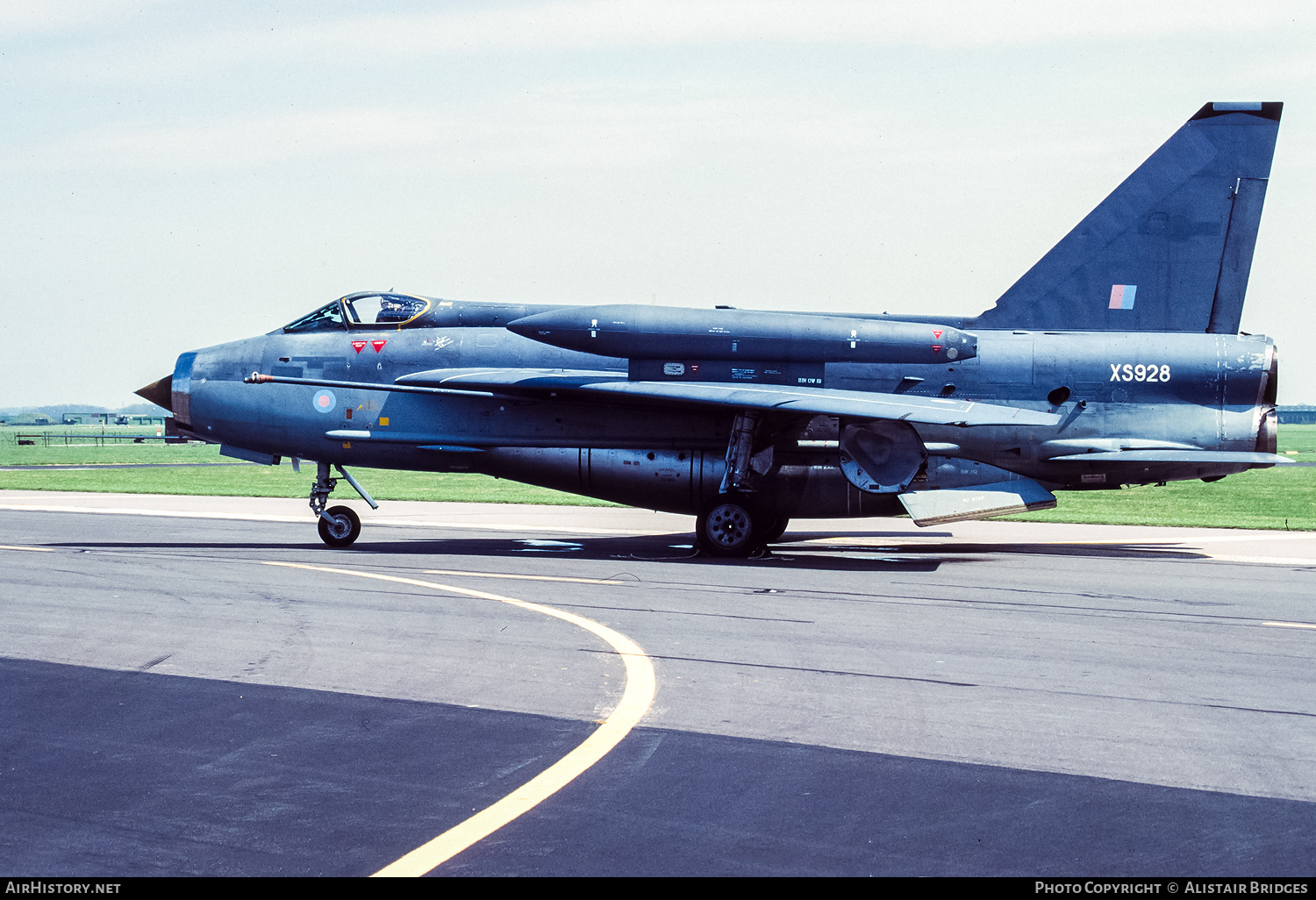 Aircraft Photo of XS928 | English Electric Lightning F6 | UK - Air Force | AirHistory.net #338581