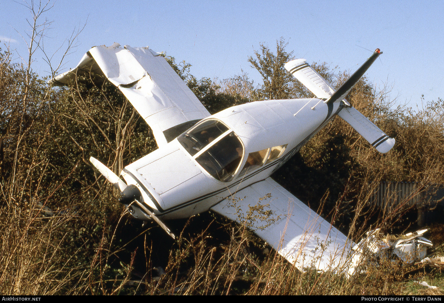 Aircraft Photo of G-AXTD | Piper PA-28-140 Cherokee B | AirHistory.net #338680