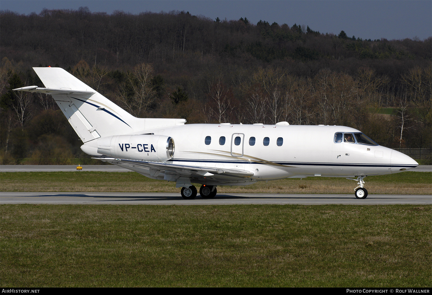 Aircraft Photo of VP-CEA | Raytheon Hawker 800XP | AirHistory.net #338843
