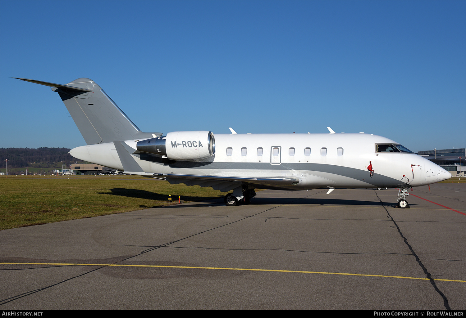 Aircraft Photo of M-ROCA | Bombardier Challenger 605 (CL-600-2B16) | AirHistory.net #338866