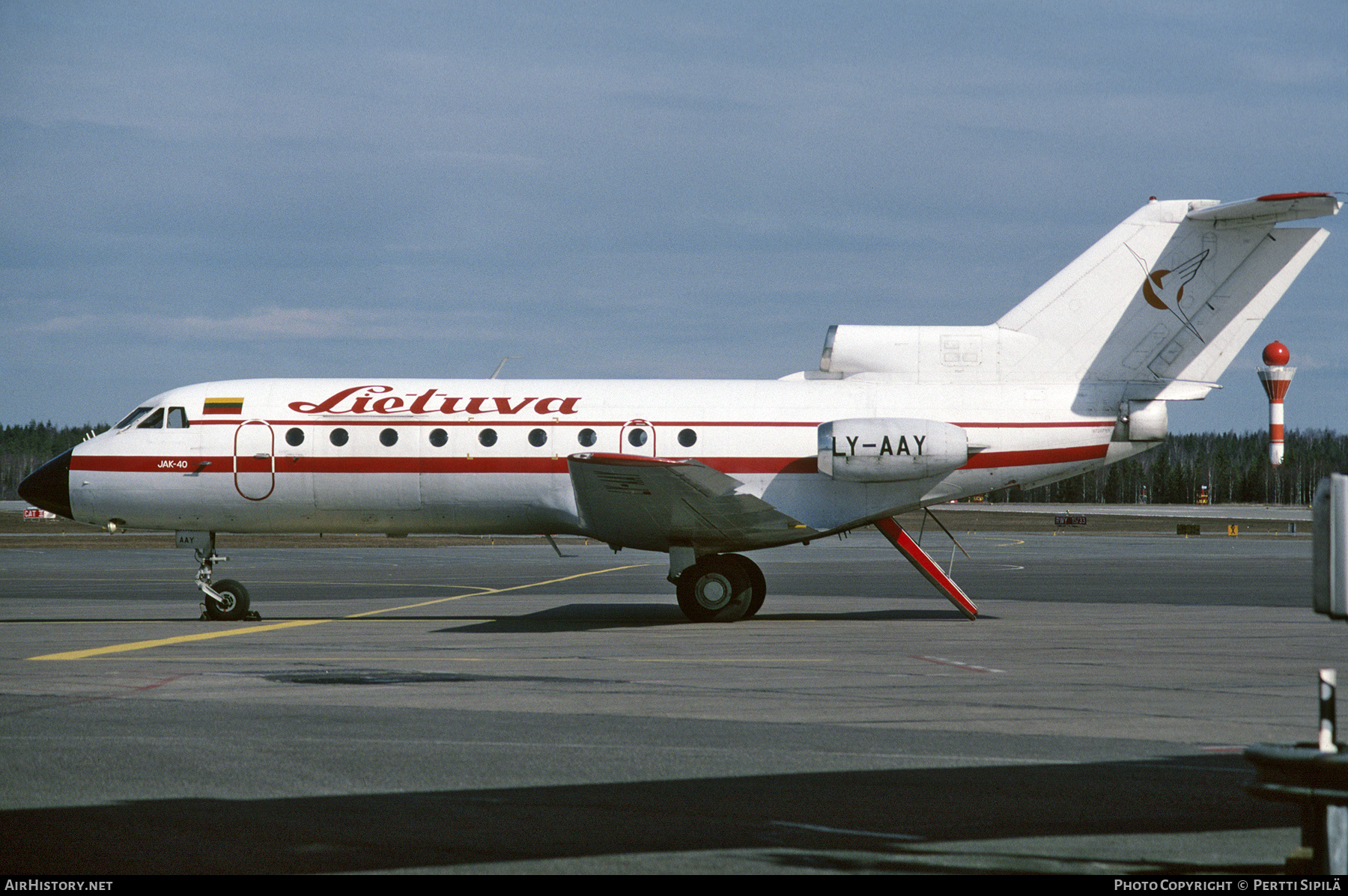 Aircraft Photo of LY-AAY | Yakovlev Yak-40 | Aviakompanija Lietuva | AirHistory.net #338869