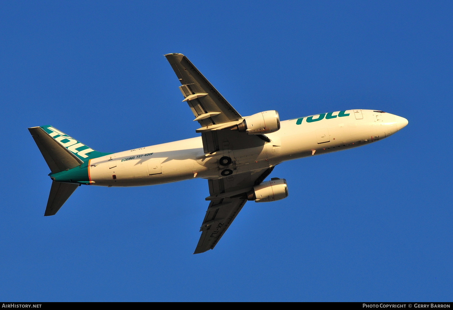 Aircraft Photo of ZK-TLJ | Boeing 737-476(SF) | Toll Priority | AirHistory.net #338909