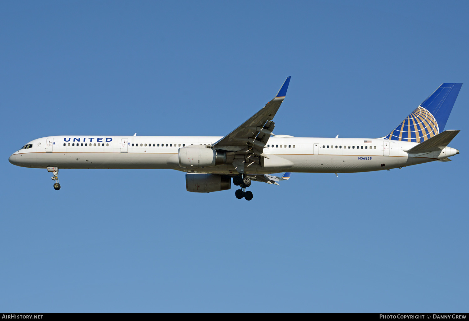 Aircraft Photo of N56859 | Boeing 757-324 | United Airlines | AirHistory.net #338934