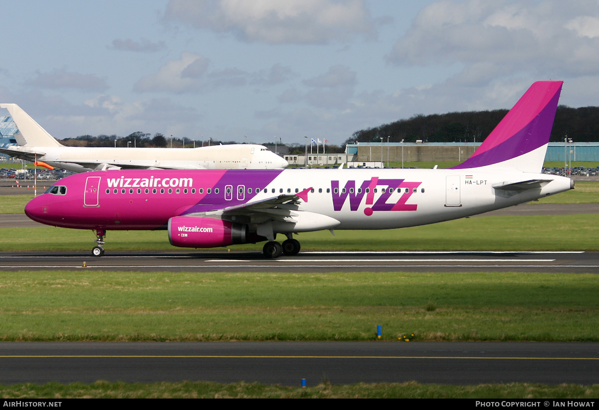 Aircraft Photo of HA-LPT | Airbus A320-232 | Wizz Air | AirHistory.net #338943