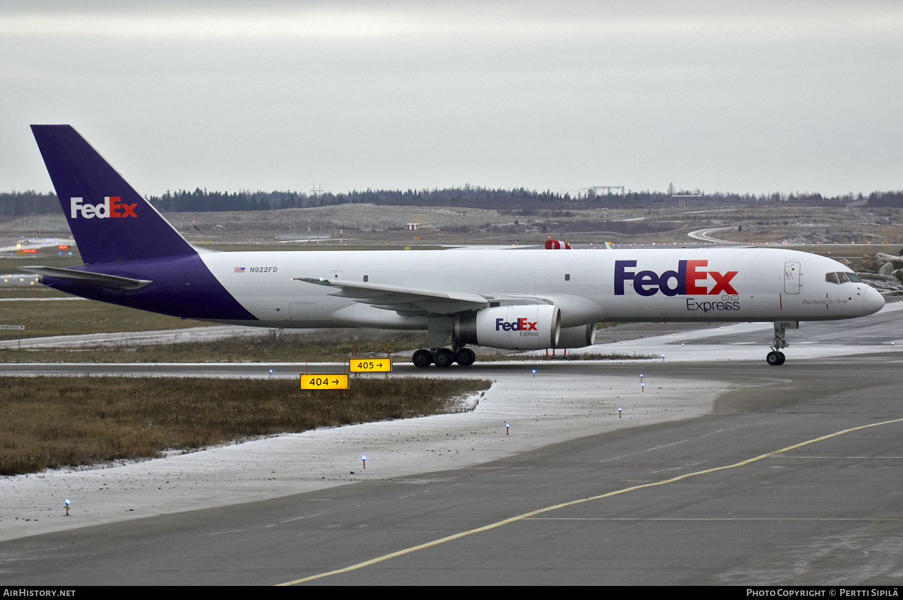 Aircraft Photo of N922FD | Boeing 757-23A(SF) | FedEx Express - Federal Express | AirHistory.net #338980