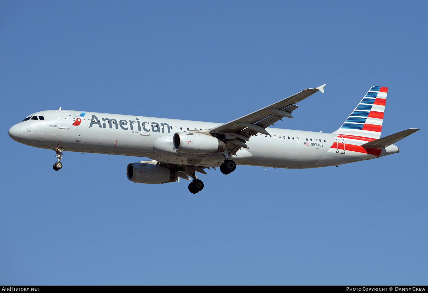 Aircraft Photo of N974UY | Airbus A321-231 | American Airlines | AirHistory.net #339029