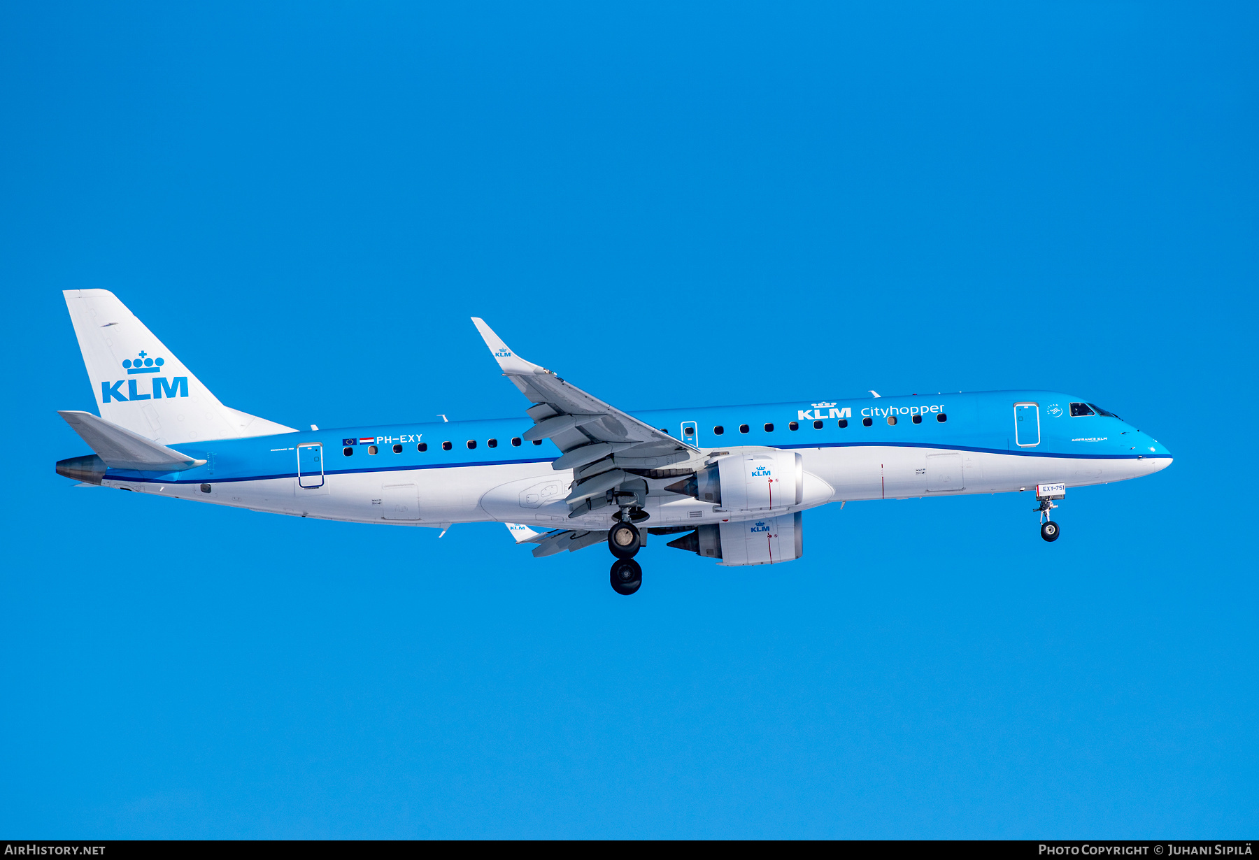 Aircraft Photo of PH-EXY | Embraer 190STD (ERJ-190-100STD) | KLM Cityhopper | AirHistory.net #339030