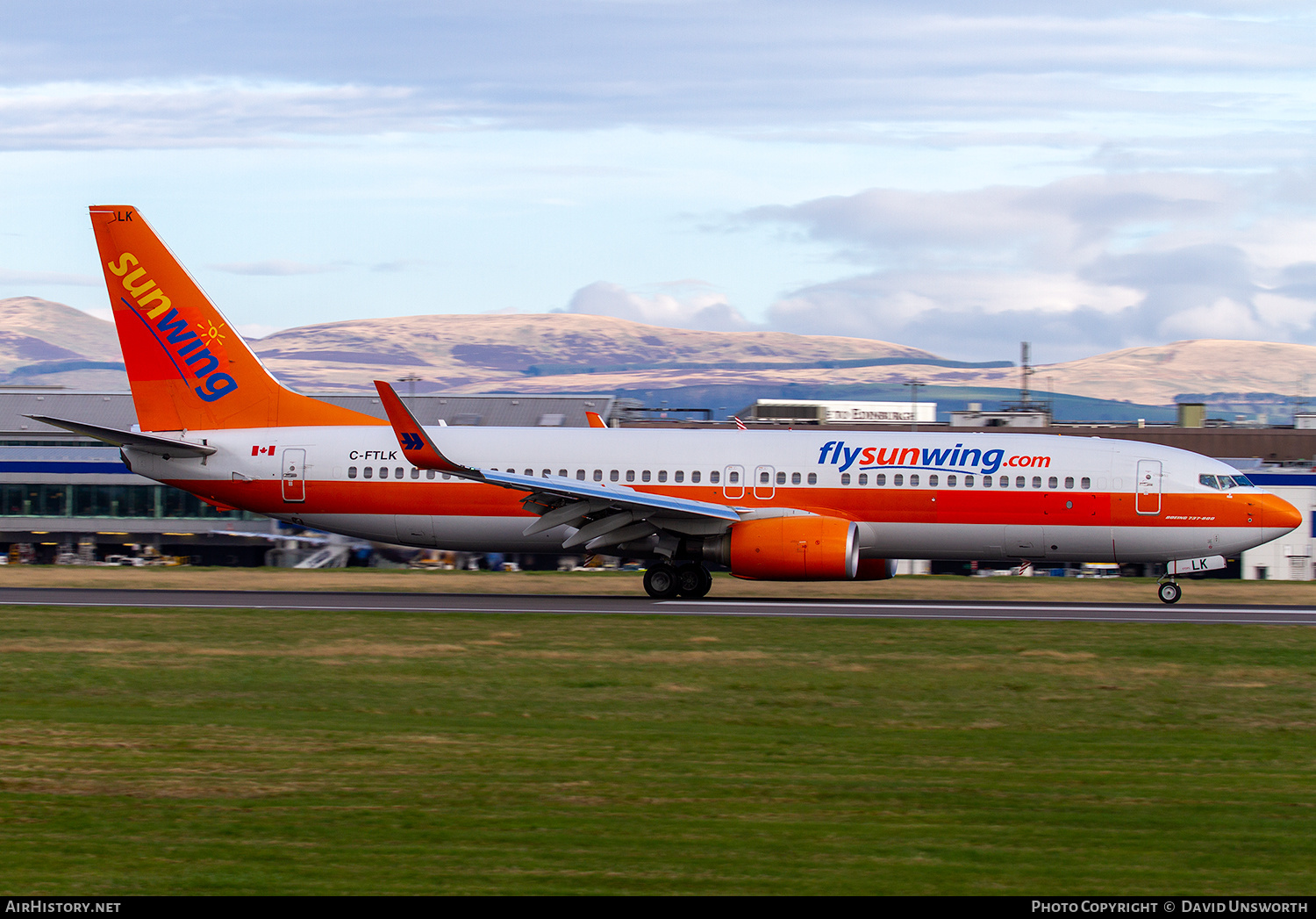 Aircraft Photo of C-FTLK | Boeing 737-8K5 | Sunwing Airlines | AirHistory.net #339046