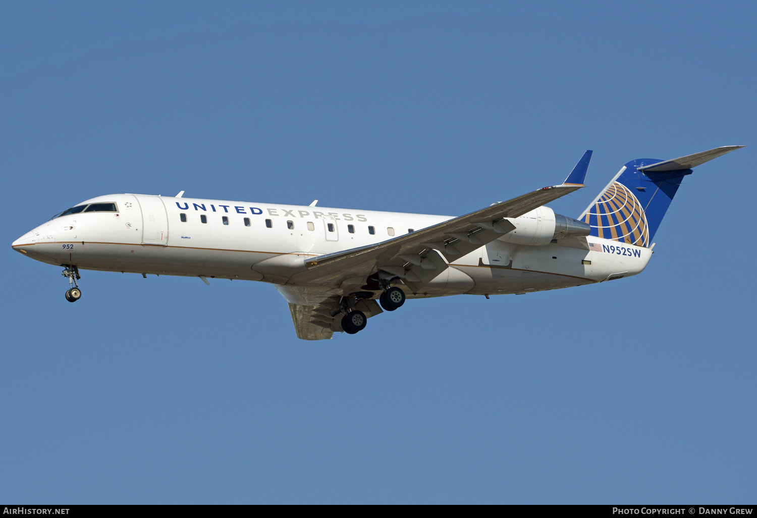 Aircraft Photo of N952SW | Bombardier CRJ-200LR (CL-600-2B19) | United Express | AirHistory.net #339082