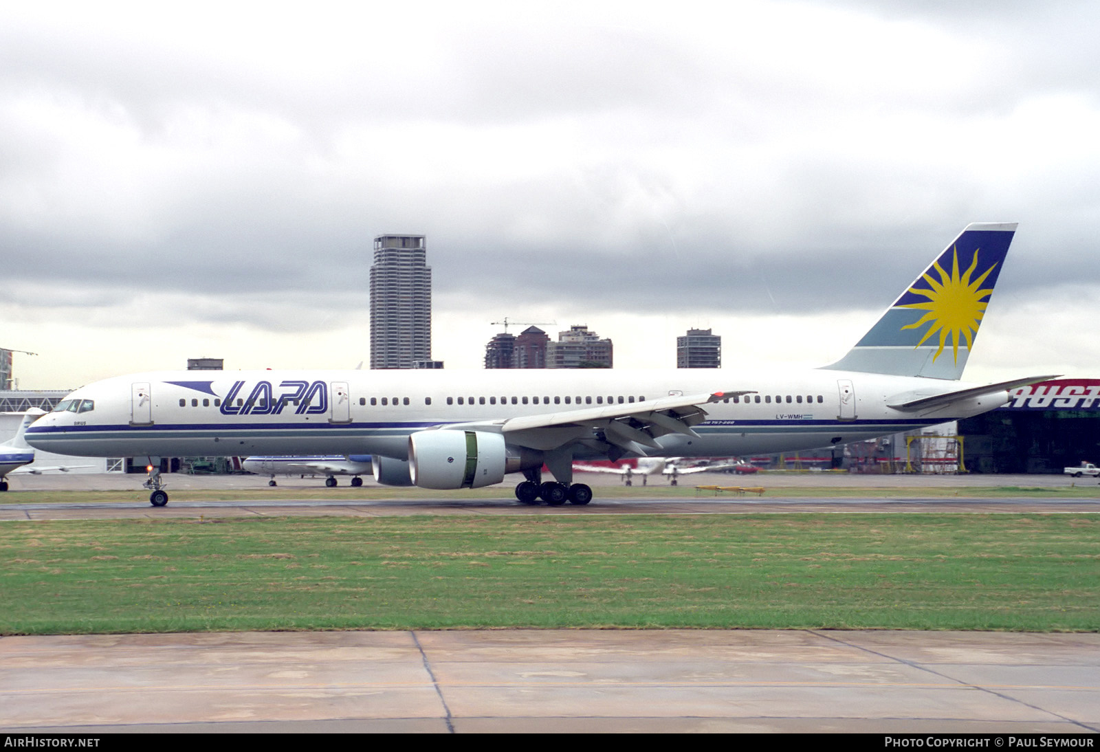 Aircraft Photo of LV-WMH | Boeing 757-2Q8 | LAPA - Líneas Aéreas Privadas Argentinas | AirHistory.net #339164