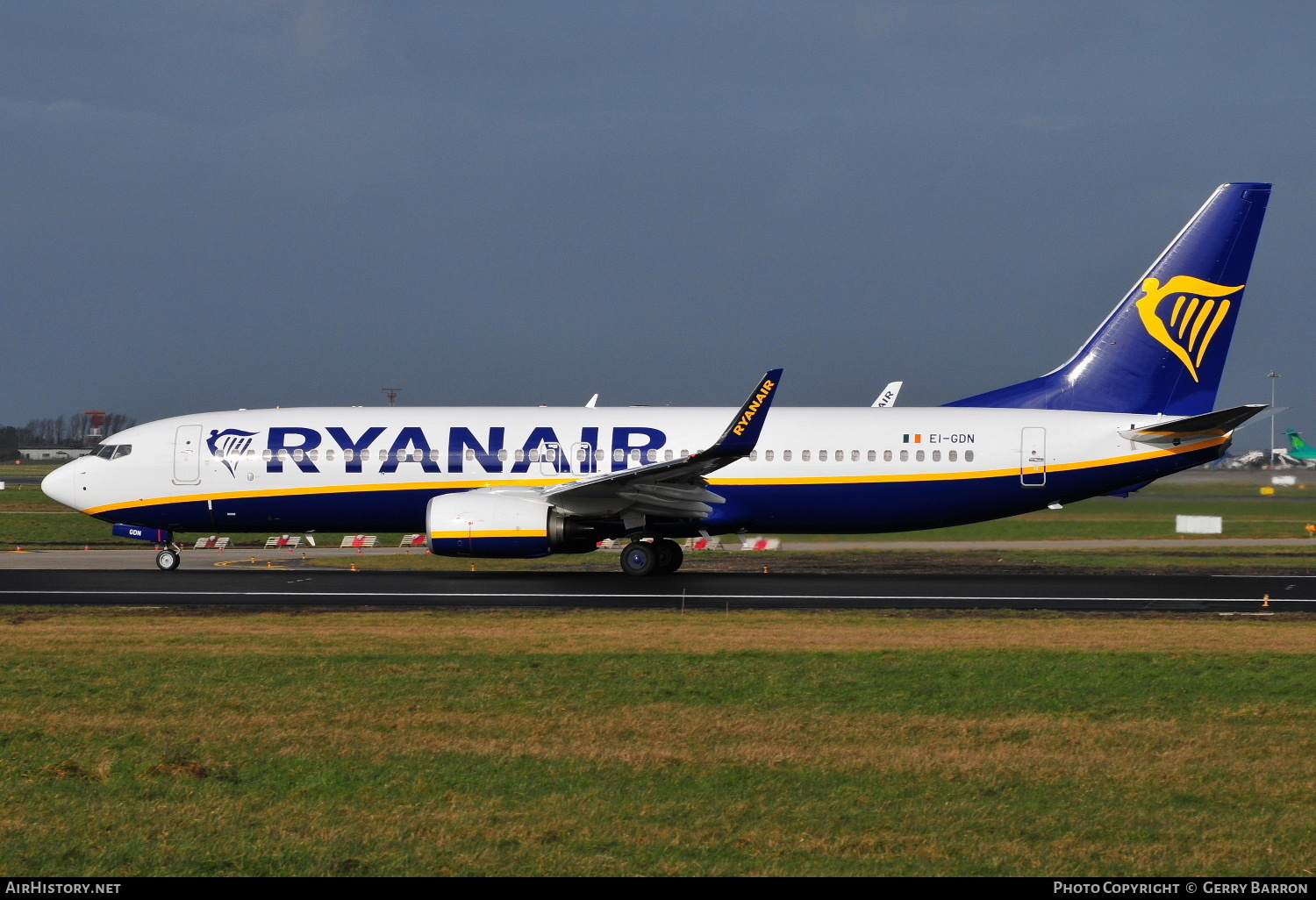 Aircraft Photo of EI-GDN | Boeing 737-800 | Ryanair | AirHistory.net #339173