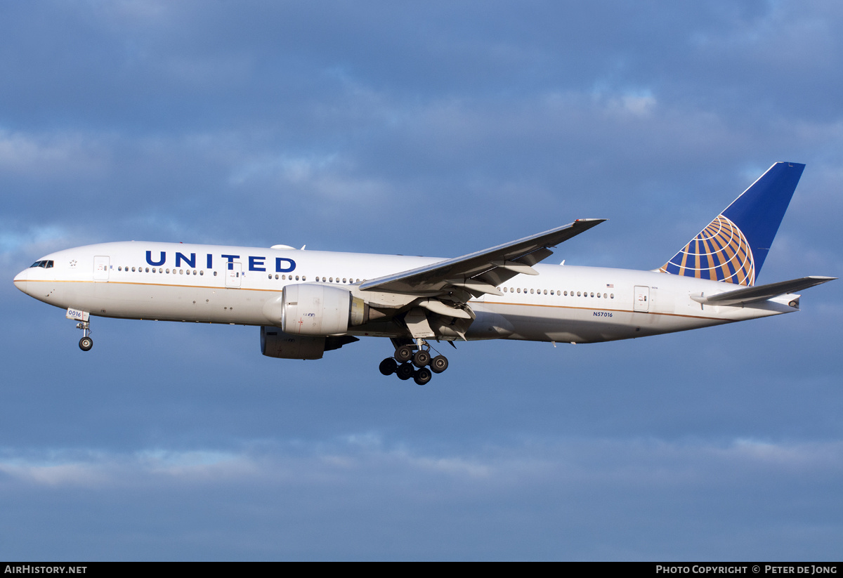 Aircraft Photo of N57016 | Boeing 777-224/ER | United Airlines | AirHistory.net #339199
