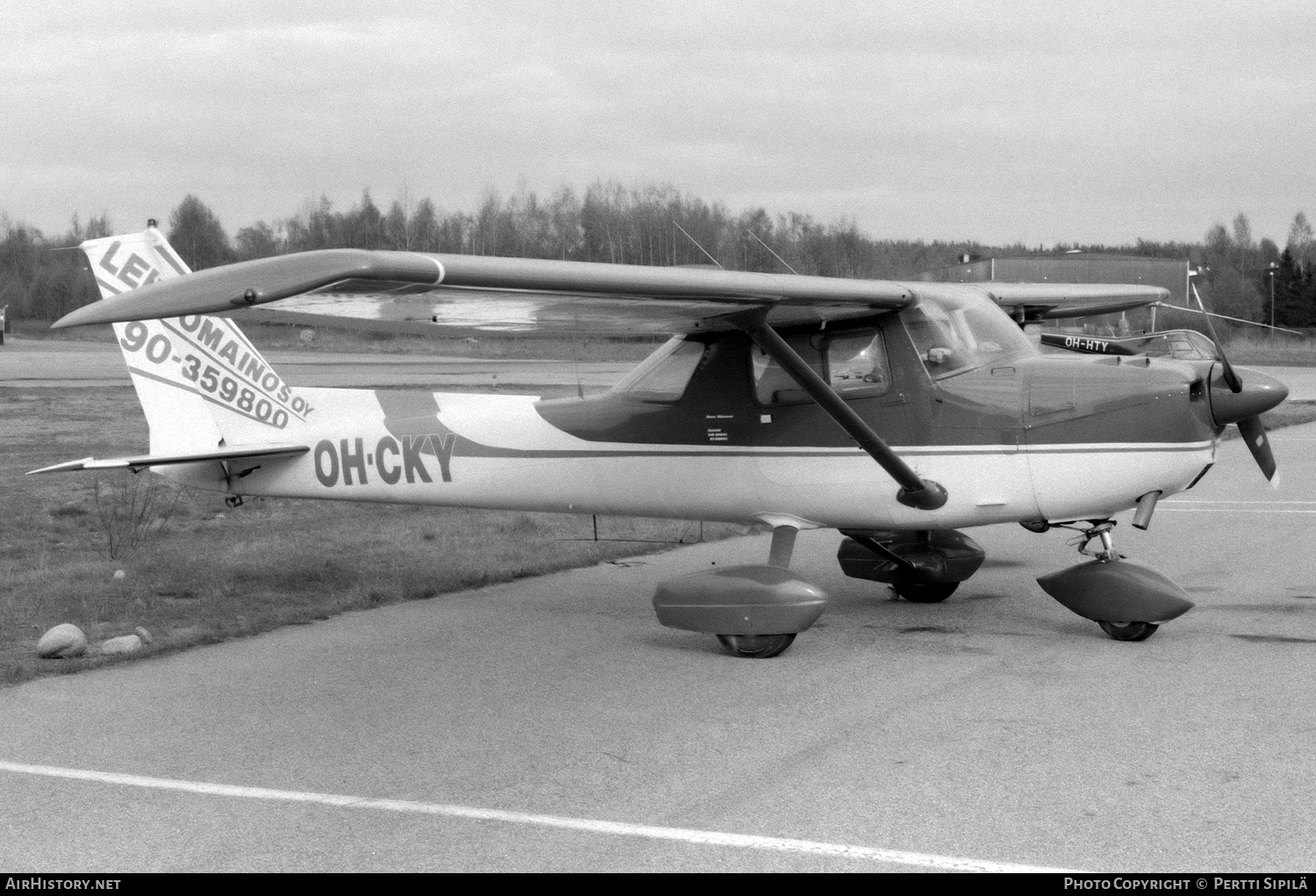 Aircraft Photo of OH-CKY | Cessna 150M Super | Lentomainos | AirHistory.net #339256
